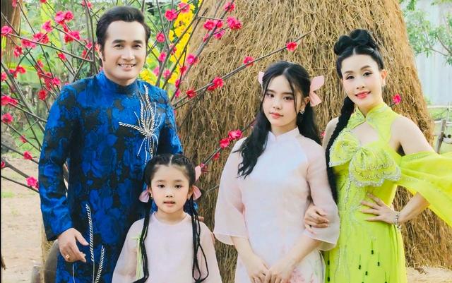 Cuộc sống hôn nhân hạnh phúc của nghệ sĩ Kiều Oanh bên ông xã Hoàng Nhất - Ảnh 3.