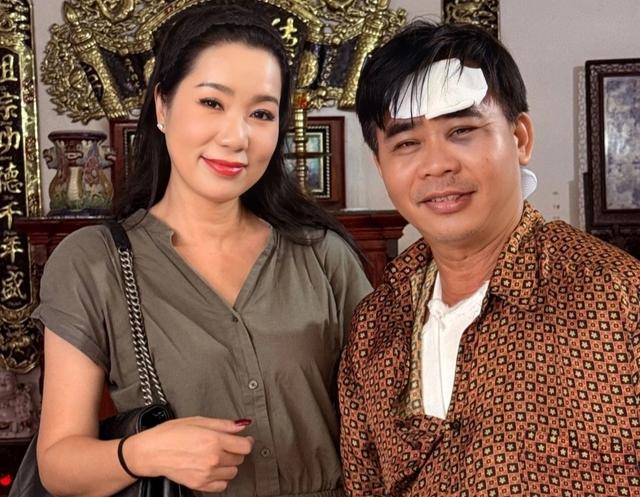 Diễn viên Chánh Thuận bị tai nạn giao thông, gãy xương vai  - Ảnh 1.