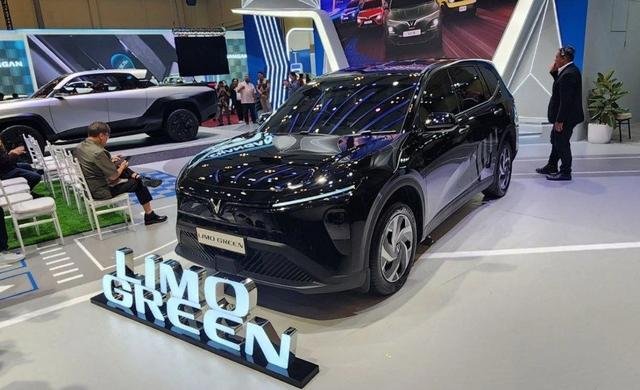Sau thành công tại Việt Nam, VinFast mang Limo Green đến xứ vạn đảo - Ảnh 3.