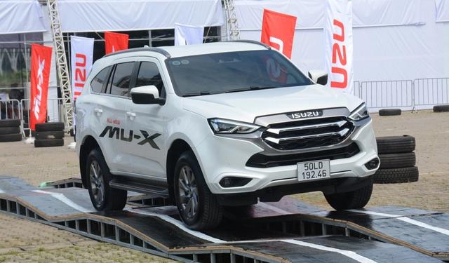 Vì sao động cơ dầu diesel trên ô tô vận hành thường ồn hơn động cơ xăng? - Ảnh 1.
