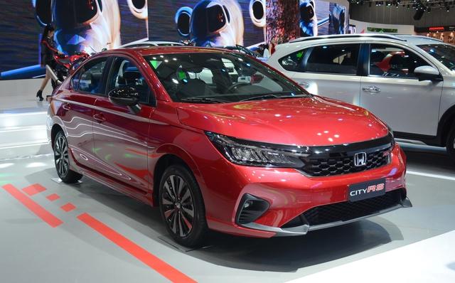 Giá bán nhiều mẫu mã giảm 10%, sedan hạng B dưới 600 triệu hút khách mua - Ảnh 1.
