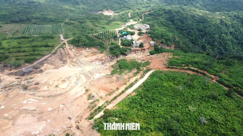 Vỡ hồ chứa nước ở Tuy Phong: Cận cảnh 'ao chứa' rộng tới 18 ha - Ảnh 2. Vỡ hồ chứa nước ở Tuy Phong: Cận cảnh 'ao chứa' rộng tới 18 ha - Ảnh 2.