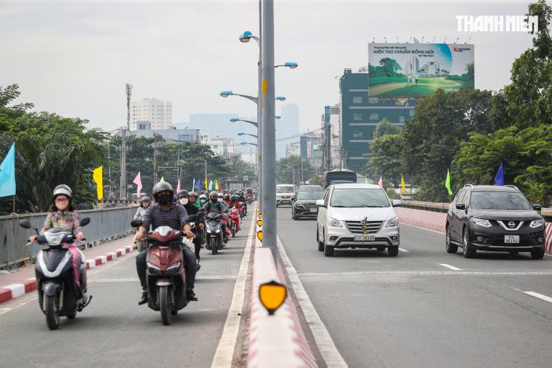 Cầu Bình Triệu 1 chính thức thông xe sau khi nâng tĩnh không lên hơn 1 mét- Ảnh 6. Cầu Bình Triệu 1 chính thức thông xe sau khi nâng tĩnh không lên hơn 1 mét- Ảnh 6.