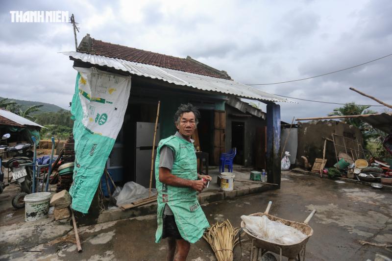 Trở lại thôn Hội Cư để thực hiện một lời hứa: Nhiều người trực trào nước mắt- Ảnh 2. Trở lại thôn Hội Cư để thực hiện một lời hứa: Nhiều người trực trào nước mắt- Ảnh 2.