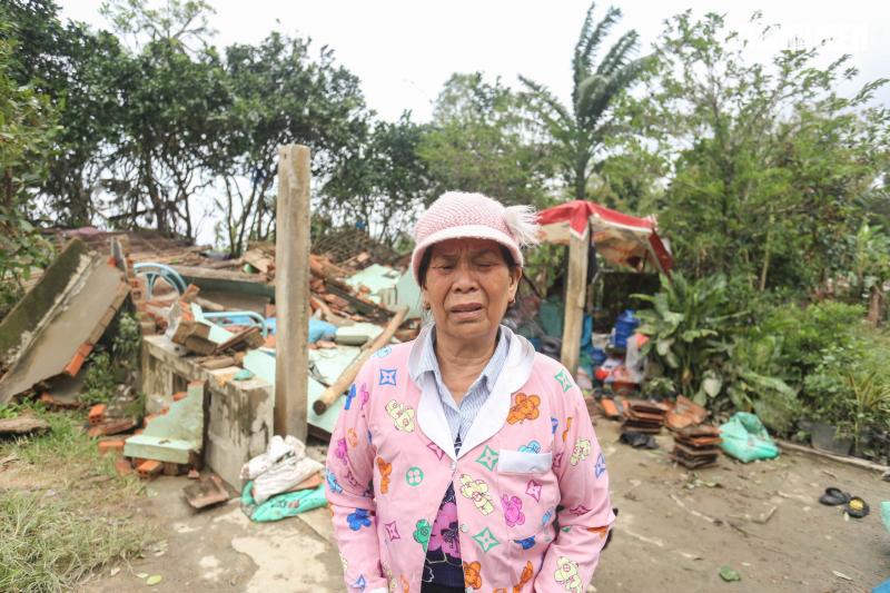 Trở lại thôn Hội Cư để thực hiện một lời hứa: Nhiều người trực trào nước mắt- Ảnh 12. Trở lại thôn Hội Cư để thực hiện một lời hứa: Nhiều người trực trào nước mắt- Ảnh 12.