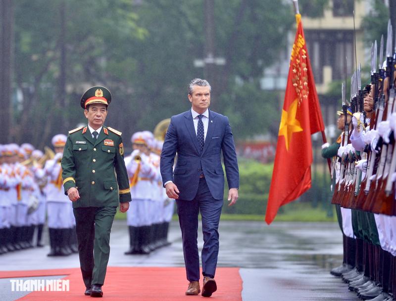 Đại tướng Phan Văn Giang hội đàm với Bộ trưởng Bộ Chiến tranh Mỹ- Ảnh 5. Đại tướng Phan Văn Giang hội đàm với Bộ trưởng Bộ Chiến tranh Mỹ- Ảnh 5.