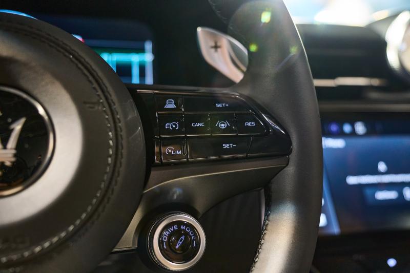 Xe mui trần hạng sang Maserati GranCabrio Folgore giá hơn 13,3 tỉ đồng - Ảnh 10.