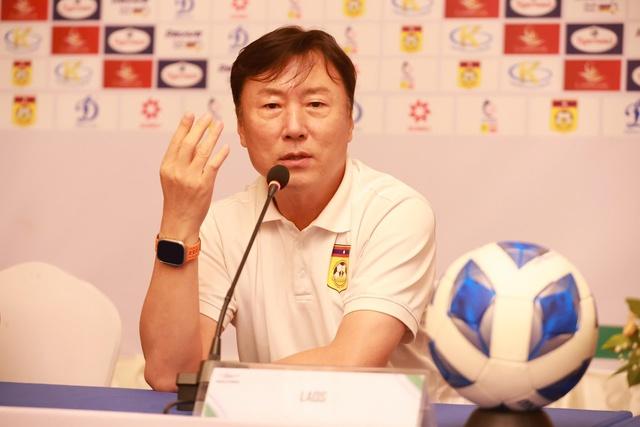 HLV Ha Hyeok-jun không e ngại Xuân Son: ‘Đội tuyển Lào muốn đánh bại Việt Nam và giữ sạch lưới’- Ảnh 1. HLV Ha Hyeok-jun không e ngại Xuân Son: ‘Đội tuyển Lào muốn đánh bại Việt Nam và giữ sạch lưới’- Ảnh 1.