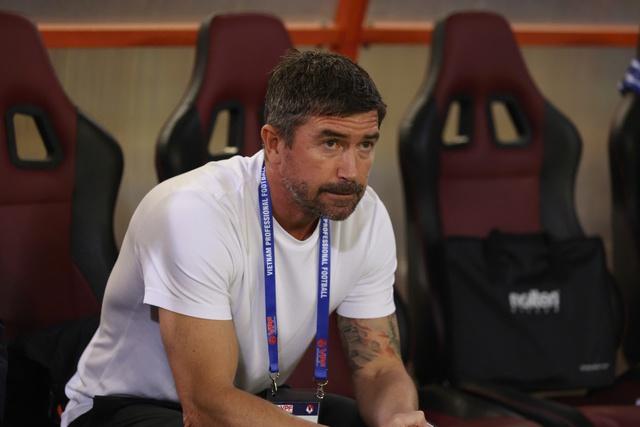 CLB Hà Nội chơi hay: HLV Harry Kewell tặng quà vô giá cho đội tuyển Việt Nam- Ảnh 2. CLB Hà Nội chơi hay: HLV Harry Kewell tặng quà vô giá cho đội tuyển Việt Nam- Ảnh 2.