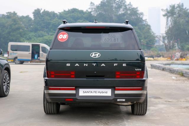Hyundai Santa Fe Hybrid xuất hiện tại Việt Nam, khi nào mở bán?- Ảnh 3. Hyundai Santa Fe Hybrid xuất hiện tại Việt Nam, khi nào mở bán?- Ảnh 3.