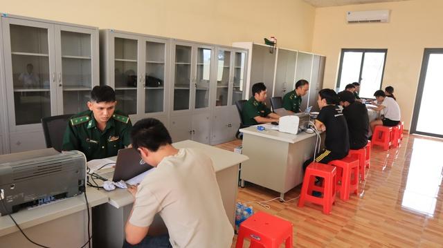 Lời kể rùng rợn của người Việt Nam thoát bẫy 'việc nhẹ lương cao' ở Campuchia- Ảnh 5. Lời kể rùng rợn của người Việt Nam thoát bẫy 'việc nhẹ lương cao' ở Campuchia- Ảnh 5.