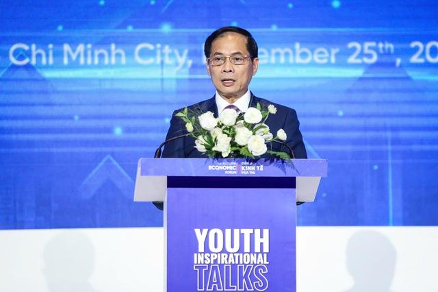 Talkshow thế hệ thông minh đương thời tại Diễn đàn kinh tế mùa thu 2025 - Ảnh 3. Talkshow thế hệ thông minh đương thời tại Diễn đàn kinh tế mùa thu 2025 - Ảnh 3.