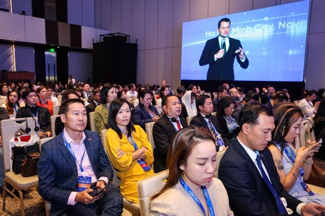 Talkshow thế hệ thông minh đương thời tại Diễn đàn kinh tế mùa thu 2025 - Ảnh 5. Talkshow thế hệ thông minh đương thời tại Diễn đàn kinh tế mùa thu 2025 - Ảnh 5.