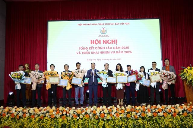 Thể thao CAND Việt Nam thành công rực rỡ, đạt 620 huy chương trong năm 2025- Ảnh 3. Thể thao CAND Việt Nam thành công rực rỡ, đạt 620 huy chương trong năm 2025- Ảnh 3.