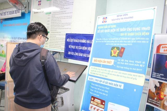 Chuyển đổi số y tế tại Bệnh viện Nguyễn Tri Phương: Hành trình 120 năm đổi mới - Ảnh 3. Chuyển đổi số y tế tại Bệnh viện Nguyễn Tri Phương: Hành trình 120 năm đổi mới - Ảnh 3.