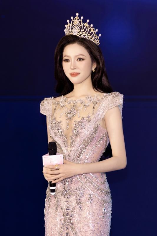 Kiều Duy tự tin trước áp lực so sánh với thanh thủy tại Miss International 2025 - Ảnh 2. Kiều Duy tự tin trước áp lực so sánh với thanh thủy tại Miss International 2025 - Ảnh 2.