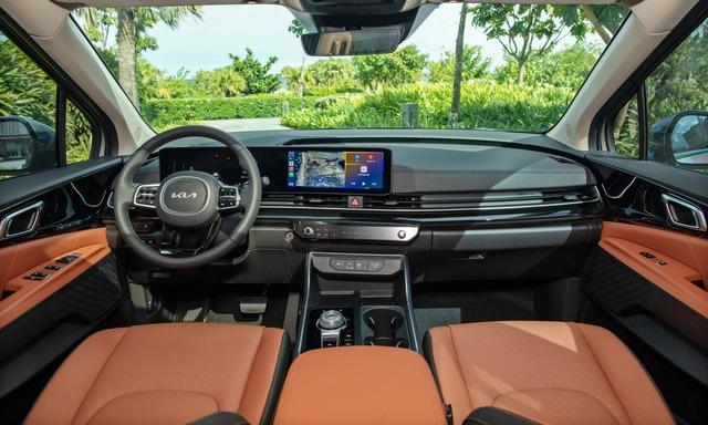 MPV gia đình cỡ lớn bán chạy nhất Việt Nam giảm giá gần 100 triệu - Ảnh 2.