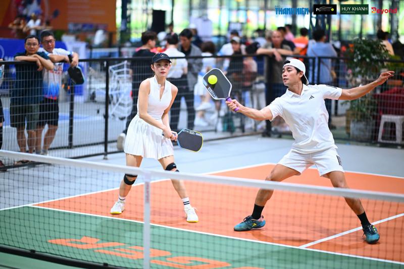 Lợi Trần phim 'Tử chiến trên không' có thêm nhiều nguồn năng lượng tích cực nhờ pickleball- Ảnh 5.