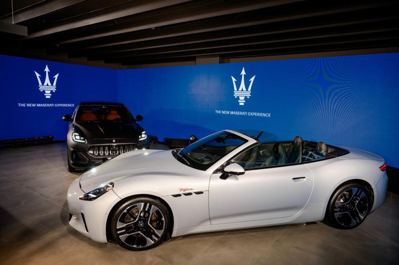 Xe mui trần hạng sang Maserati GranCabrio Folgore giá hơn 13,3 tỉ đồng - Ảnh 12.