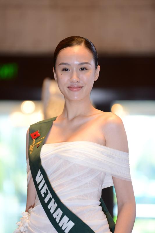 Nhan sắc mỹ nhân Việt vừa giành ngôi á hậu tại Hoa hậu Trái đất 2025 - Ảnh 16.