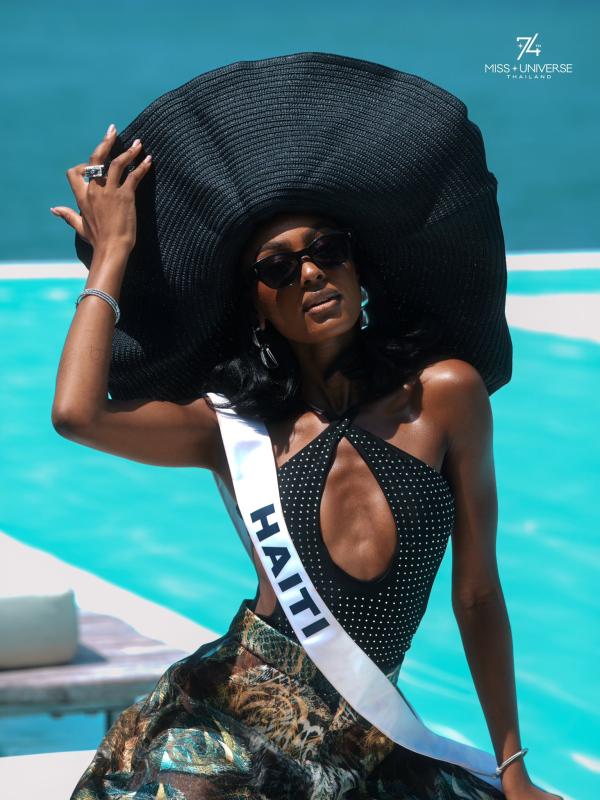 Hương Giang cùng dàn mỹ nhân Miss Universe khoe sắc nóng bỏng - Ảnh 8.