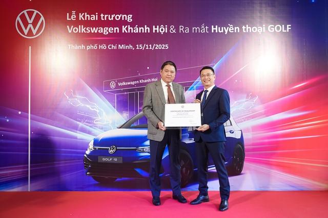 Khai trương đại lý Volkswagen Khánh Hội theo mô hình Urban Store tiêu chuẩn toàn cầu- Ảnh 3. Khai trương đại lý Volkswagen Khánh Hội theo mô hình Urban Store tiêu chuẩn toàn cầu- Ảnh 3.