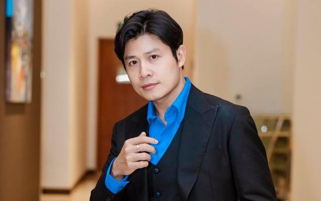 Nhạc sĩ Nguyễn Văn Chung đậu đại học ở tuổi 42 - Ảnh 1.