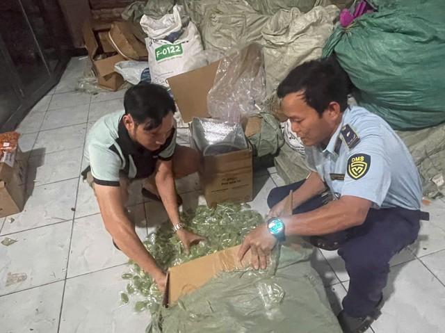 Dọn dẹp hàng giả trên mạng xã hội- Ảnh 1. Dọn dẹp hàng giả trên mạng xã hội- Ảnh 1.