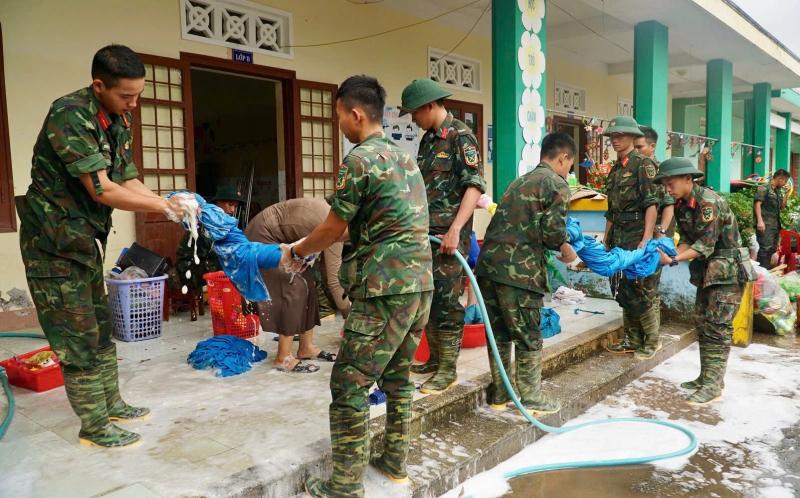 Rốn lũ Đắk Lắk gượng dậy trong vòng tay nghĩa tình sau thiên tai tàn phá - Ảnh 1. Rốn lũ Đắk Lắk gượng dậy trong vòng tay nghĩa tình sau thiên tai tàn phá - Ảnh 1.