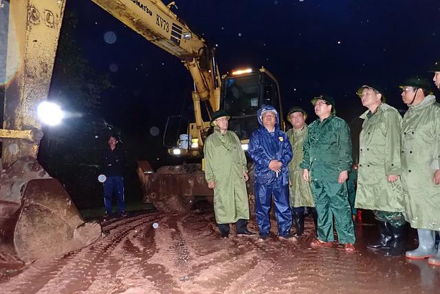 Không nôn nóng thông đèo Khánh Lê mà đánh đổi bằng an toàn - Ảnh 1.