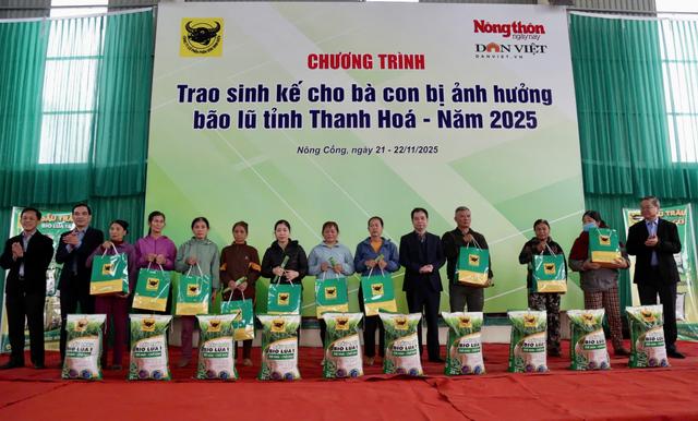 Bình Điền trao sinh kế cho người dân vùng lũ
- Ảnh 1.