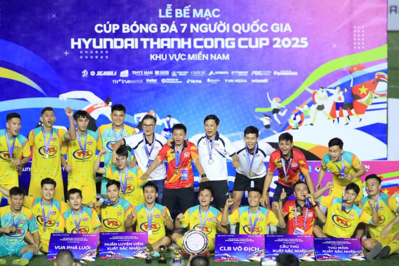 Nhà vua mới xuất hiện tại VSC-S5- Ảnh 1. Nhà vua mới xuất hiện tại VSC-S5- Ảnh 1.