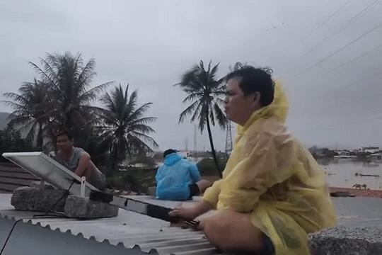 Chủ tịch khánh hòa yêu cầu nhà mạng đảm bảo sóng điện thọai trong mùa lũ - Ảnh 1. Chủ tịch khánh hòa yêu cầu nhà mạng đảm bảo sóng điện thọai trong mùa lũ - Ảnh 1.
