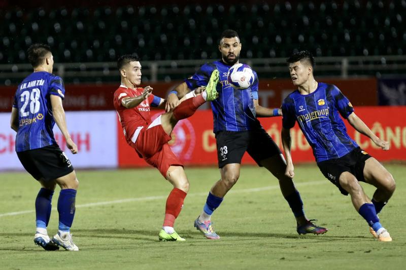 Trung vệ HAGL cao 1,95 m sẵn sàng cùng U.23 Việt Nam đánh bại U.23 Hàn Quốc- Ảnh 4.