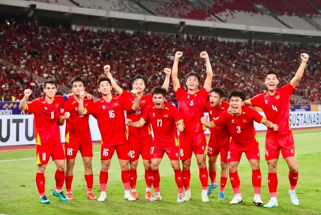 Lộ diện kênh phát trực tiếp và lịch thi đấu U.23 Việt Nam mới nhất tại SEA Games 33- Ảnh 1.