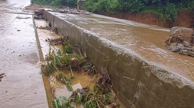 Quảng Trị yêu cầu chủ dự án điện gió tháo dỡ cầu tạm trong 10 ngày tới - Ảnh 3.