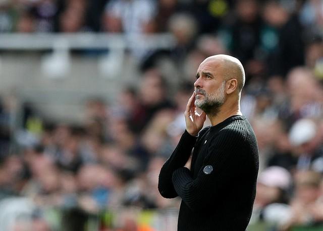 Nhận định Man City vs Liverpool, 23 giờ 30 ngày 9.11: Pep Guardiola trên bờ vực thẳm- Ảnh 1. Nhận định Man City vs Liverpool, 23 giờ 30 ngày 9.11: Pep Guardiola trên bờ vực thẳm- Ảnh 1.