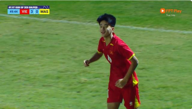 Thắng đậm Malaysia, U.17 Việt Nam lập kỳ tích giành vé đi châu Á: VFF thưởng nóng 600 triệu đồng- Ảnh 4. Thắng đậm Malaysia, U.17 Việt Nam lập kỳ tích giành vé đi châu Á: VFF thưởng nóng 600 triệu đồng- Ảnh 4.