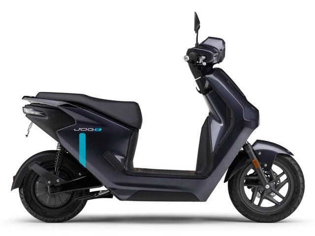 Xe máy điện Yamaha Jog E 'ruột' Honda, dùng pin tháo rời đi tối đa 53 km - Ảnh 2.