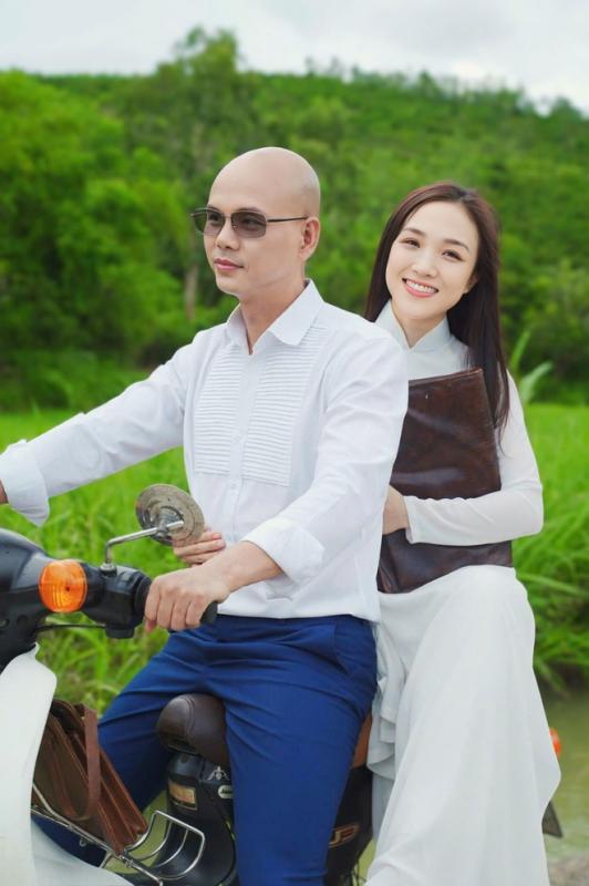 Phan Đinh Tùng cùng bà xã tái hiện miền ký ức tuổi trẻ trong MV mới  - Ảnh 2.
