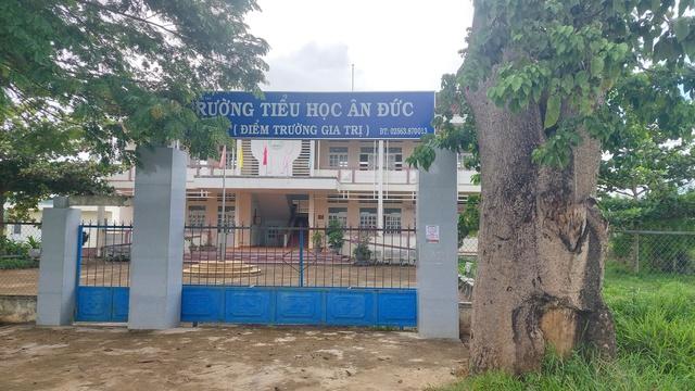 Gia Lai xử lý thế nào với gần 900 trụ sở dôi dư sau sáp nhập? - Ảnh 2. Gia Lai xử lý thế nào với gần 900 trụ sở dôi dư sau sáp nhập? - Ảnh 2.
