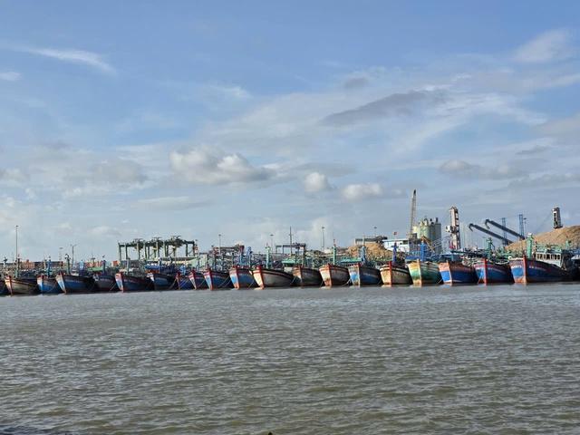 Gia Lai ứng phó bão số 13 Kalmaegi rút kinh nghiệm từ bão Damrey 2017 - Ảnh 2. Gia Lai ứng phó bão số 13 Kalmaegi rút kinh nghiệm từ bão Damrey 2017 - Ảnh 2.