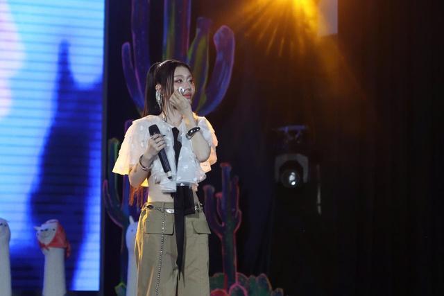 Han Sara dành 8 năm để chứng minh là ca sĩ Việt - Ảnh 5. Han Sara dành 8 năm để chứng minh là ca sĩ Việt - Ảnh 5.