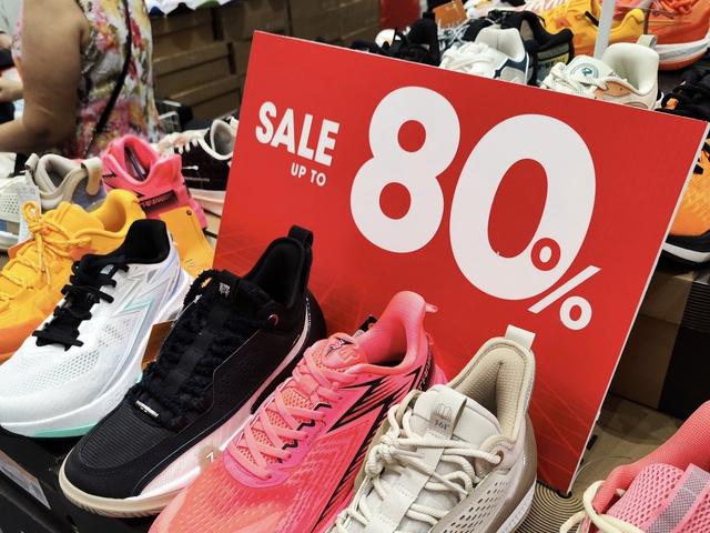 Người trẻ thất vọng với Black Friday vì lý do này... - Ảnh 2.