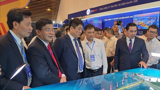 Triển lãm công nghệ quy mô lớn nhất từ trước đến nay của ngành điện Việt Nam- Ảnh 4. Triển lãm công nghệ quy mô lớn nhất từ trước đến nay của ngành điện Việt Nam- Ảnh 4.