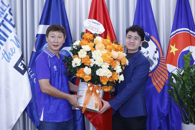 Nghe thầy Kim kể chuyện 'ma thuật' SEA Games - Ảnh 1. Nghe thầy Kim kể chuyện 'ma thuật' SEA Games - Ảnh 1.