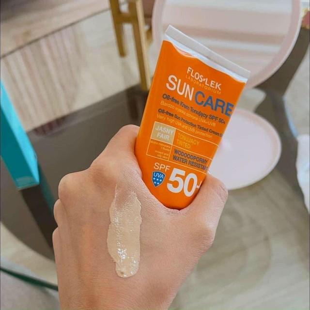 Top 10 kem chống nắng cho da hỗn hợp thiên dầu ráo mịn suốt 8 giờ- Ảnh 12.
