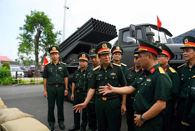 Đại tướng Nguyễn Tân Cương tiết lộ hệ thống vũ khí 'khủng' giúp quân đội hiện đại- Ảnh 5.