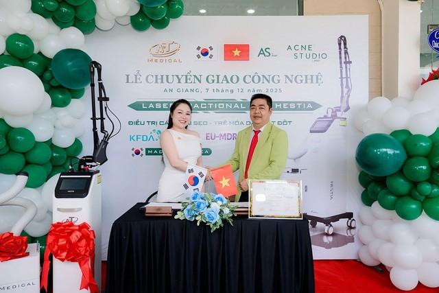 Khai trương Phòng khám Da liễu ACNE Studio by PMT tại Rạch Giá - An Giang - Ảnh 2.