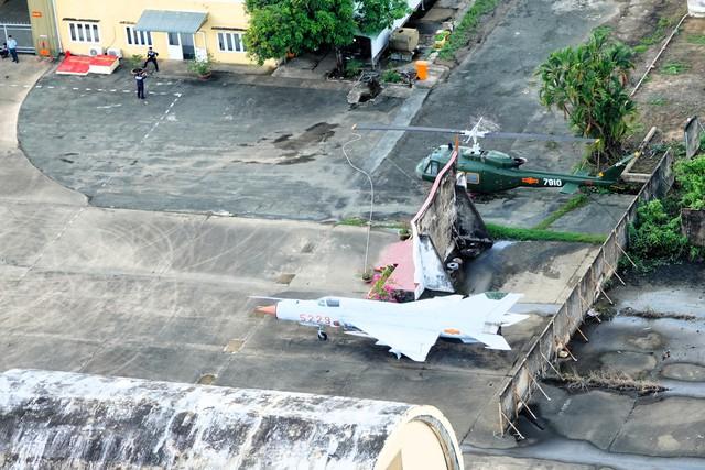 Trực thăng vũ trang của Không quân VN hồi phục UH - 1: Bước ngoặt lịch sử - Ảnh 4. Trực thăng vũ trang của Không quân VN hồi phục UH - 1: Bước ngoặt lịch sử - Ảnh 4.
